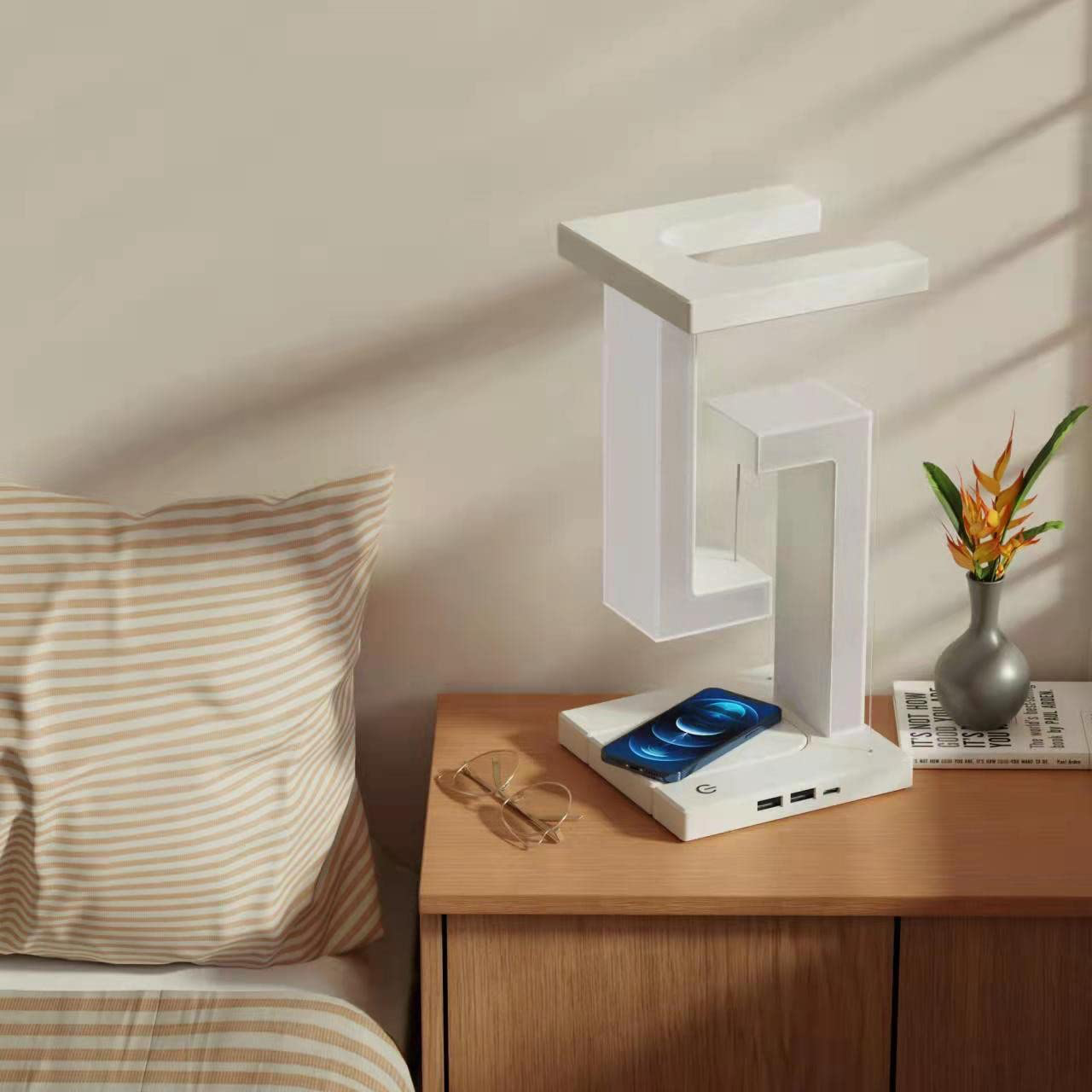 Velora™ Floating Balance Lamp